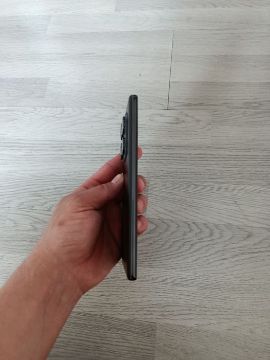 Redmi Note 14 Pro 8/256GB. Yaxshi xolatda.