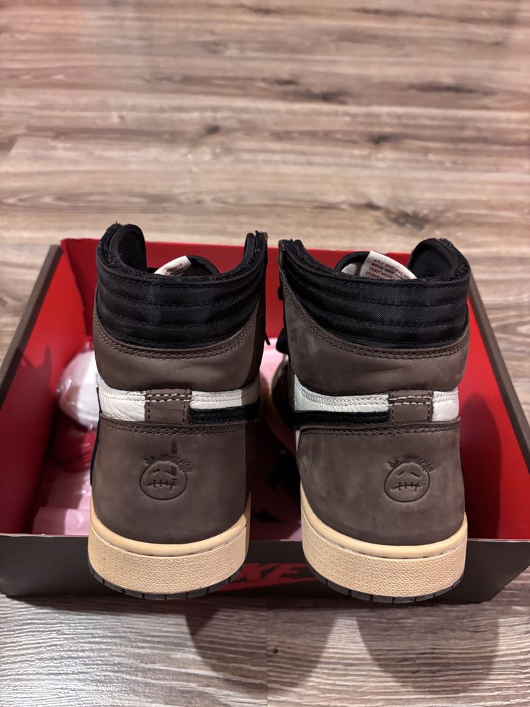 Jordan 1 Travis Scott High