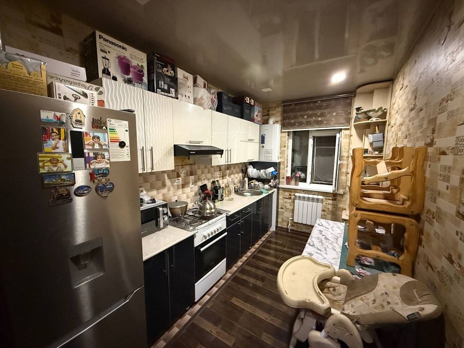 3 xonali DOM sotiladi