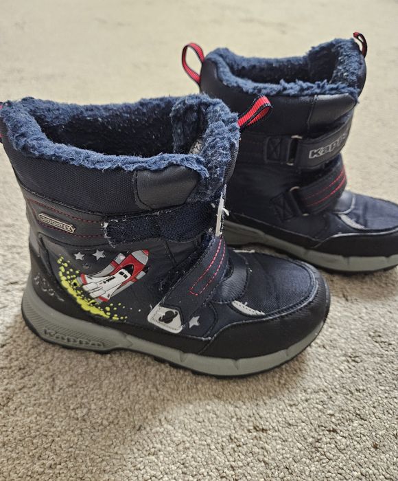 Ghete iarnă Kappa mărimea 32 – îmblănite, rezistente și cu beculețe