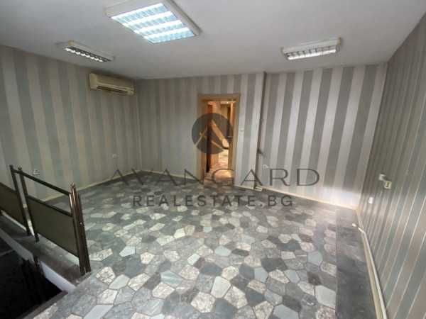 Продава се Магазин в Пловдив, Кършияка - 63 кв.м за 985 €/кв.м - Снимка #3