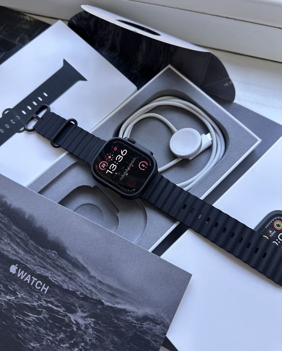 Apple iWatch Ultra 2 Black Titanium 49mm