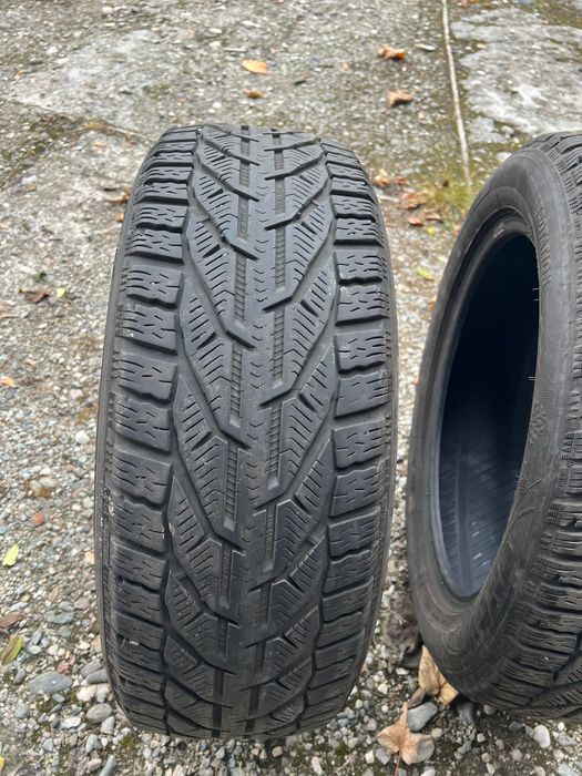 Vand anvelope iarna 215/55/R17