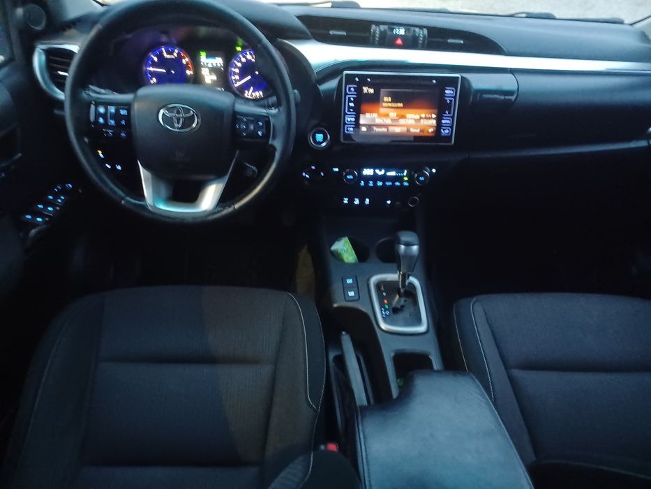 Toyota  Hilux 2.4  TDI   2017  150 CP