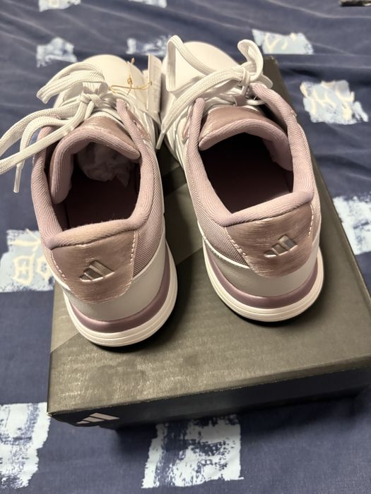 Adidas dama marimea 40