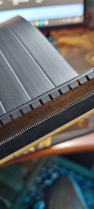 Райзер-Pci-4.0-16x