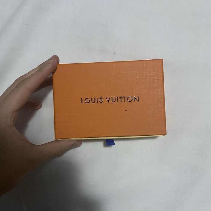 Curea Louis Vuitton