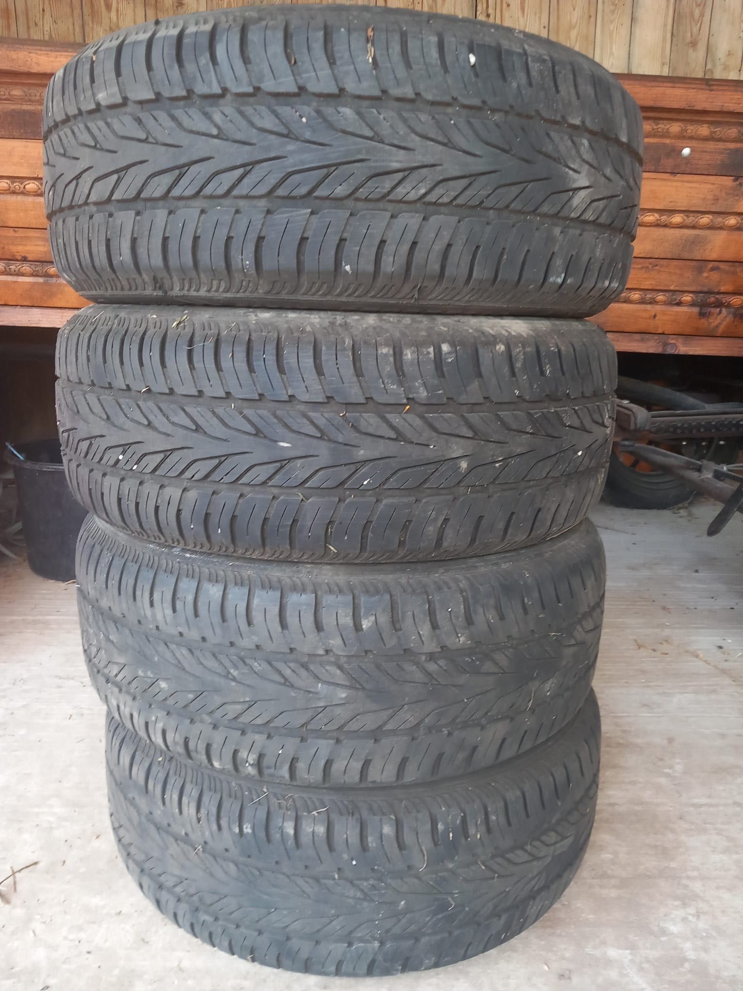 Vand 4 cauciucuri 185.55.15