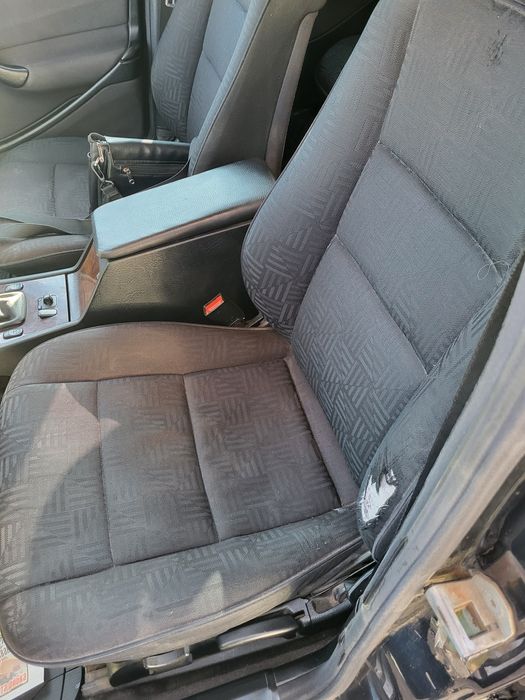 Мерседес С250тд седан.