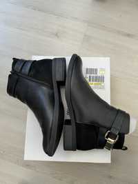 Botine negre About You