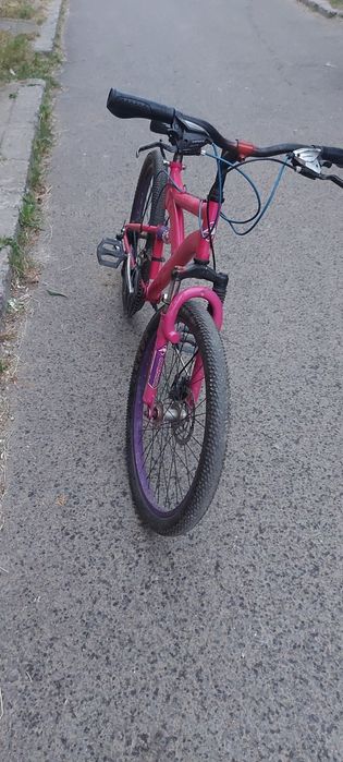 Bicicletă full suspension
