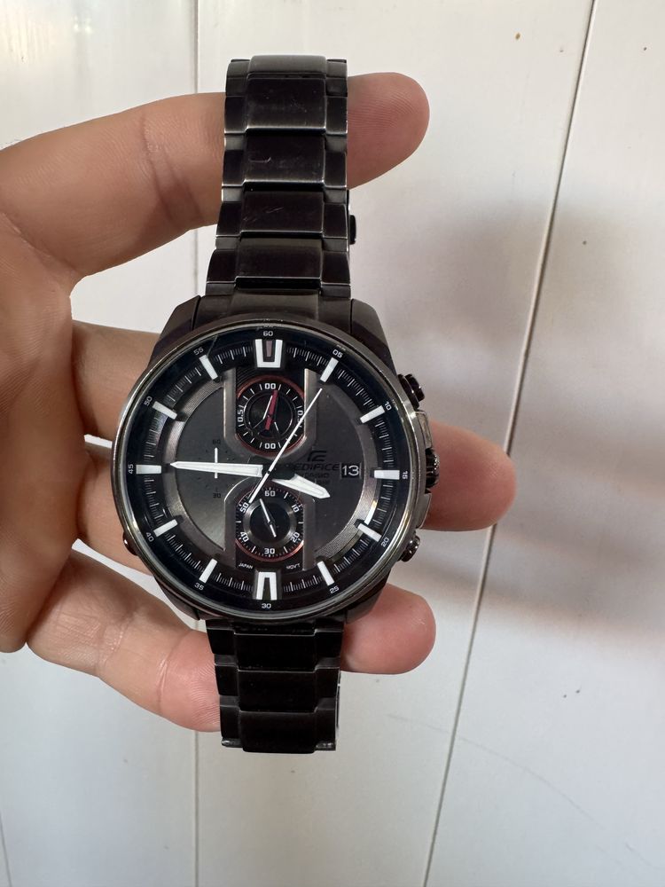 Часовник Casio Ediface model-efr 533
