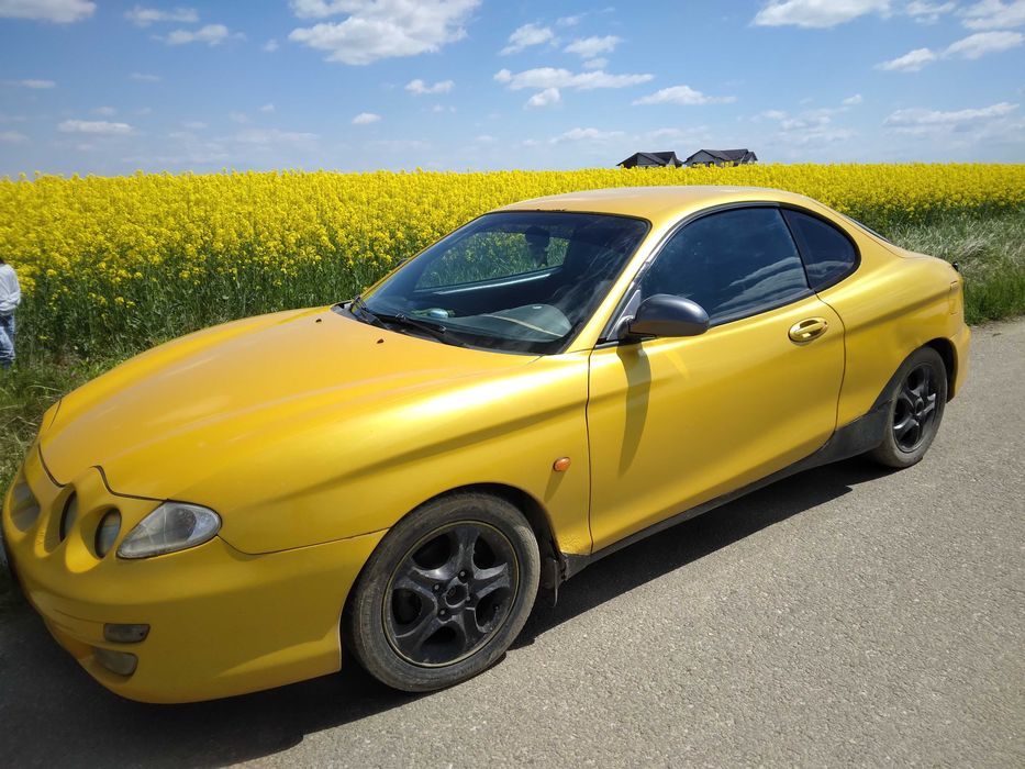 Hyundai coupe 2001