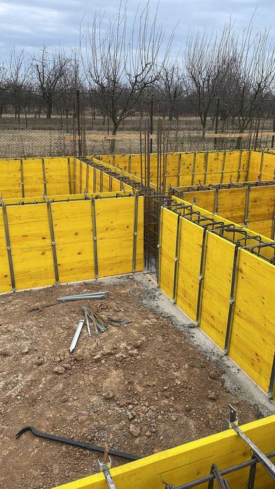 Montanti zincat profil U, montant cofraj