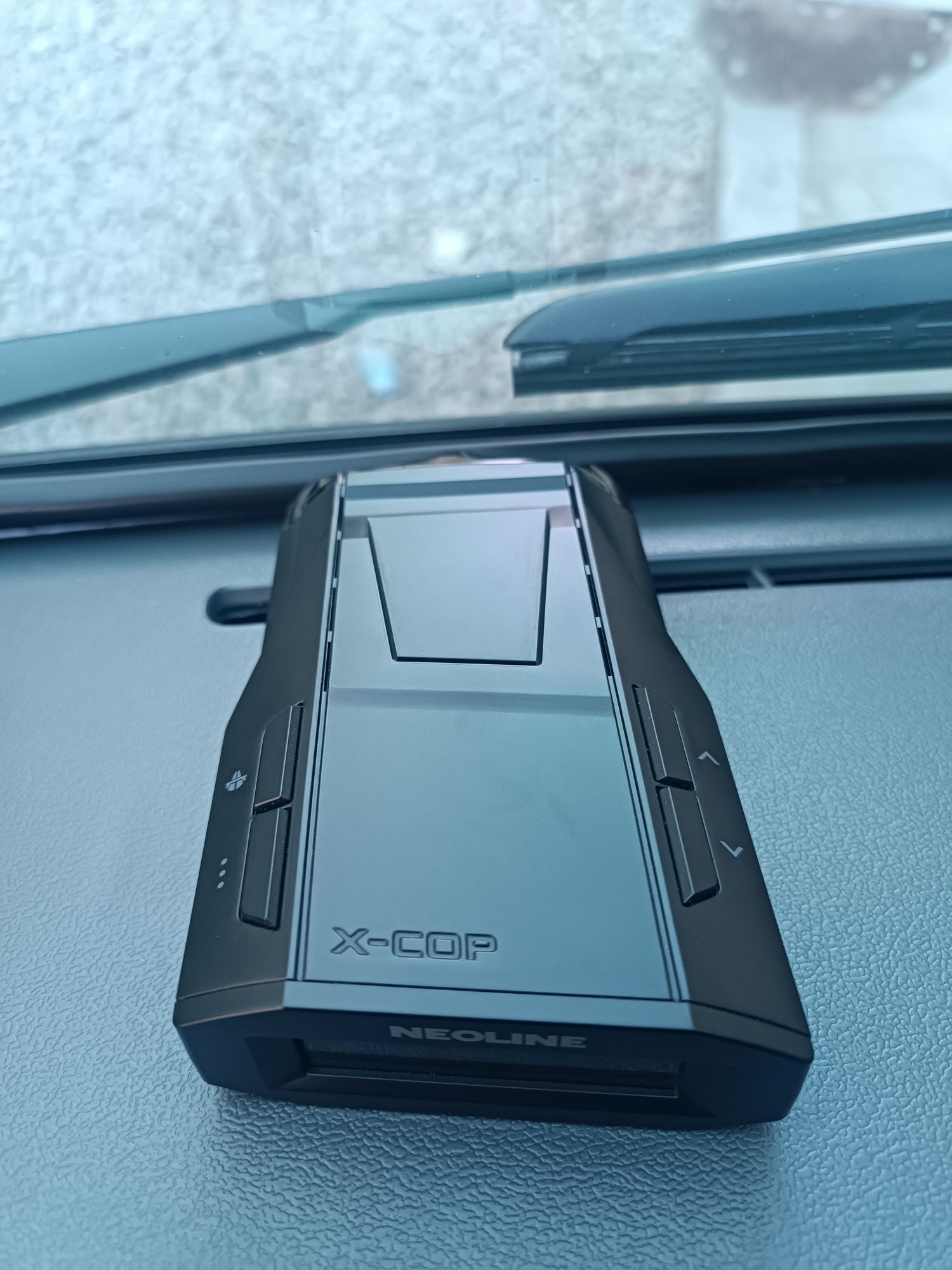 Neoline 7700s Black
