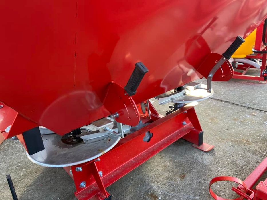 MIG AZOT Masina imprastiat ingrasamant RODA - Piese de schimb