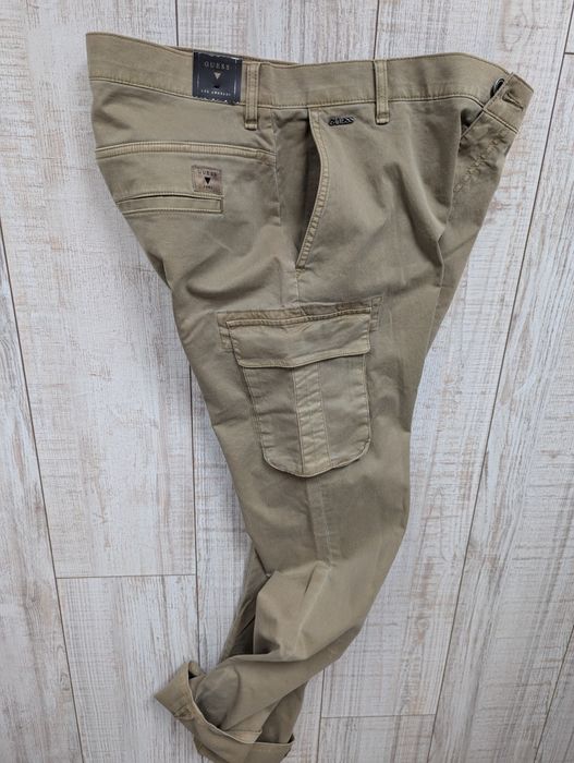 Guess Cargo w33L34
