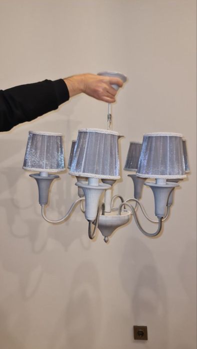 Люстра шестирожковая