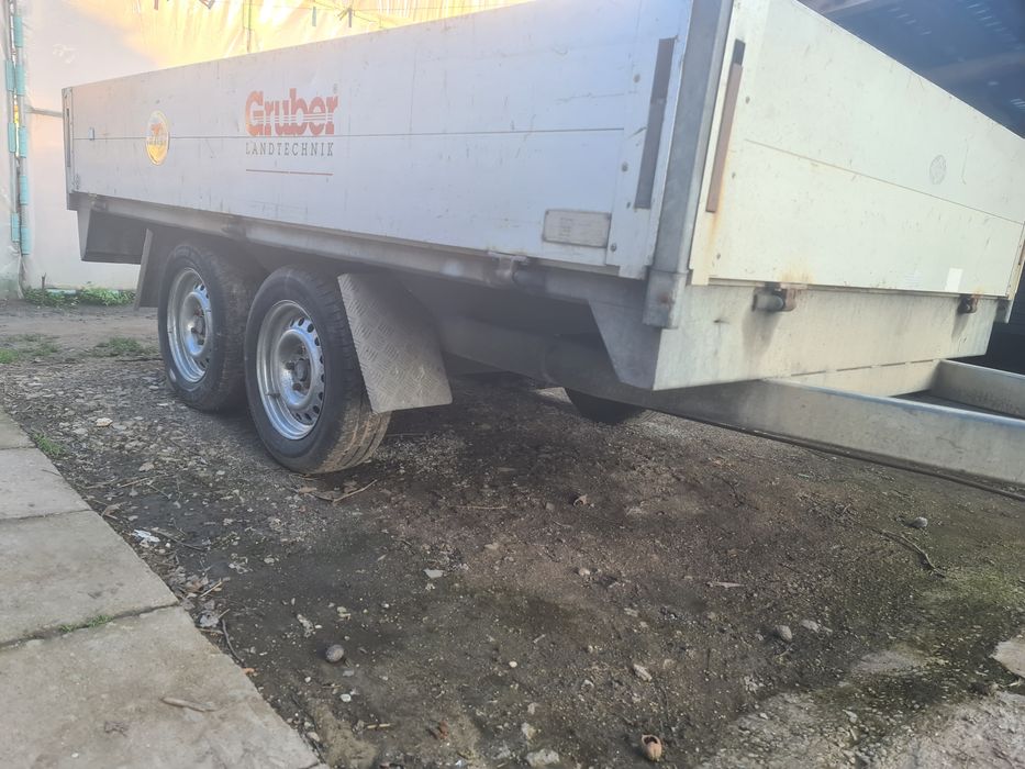 Remorcă  doua axe și capacitate 2t.Recent import Germania