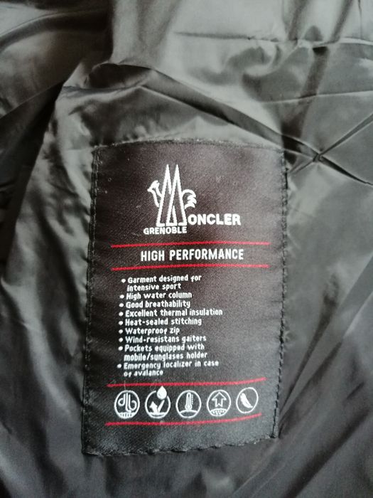 MONCLER мъжко зимно яке с качулка M XL