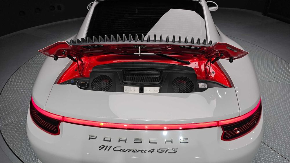 Porsche 911 Carrera 4 GTS 991   06