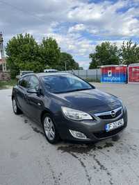 Opel Astra 2012 1.7 CDTI