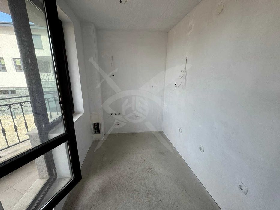 Продава се Двустаен апартамент в Пловдив, Център - 59 кв.м за 2390 €/кв.м - Снимка #2