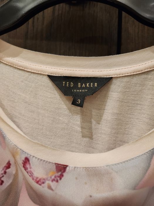 Красива и практична дамска блуза Ted Baker