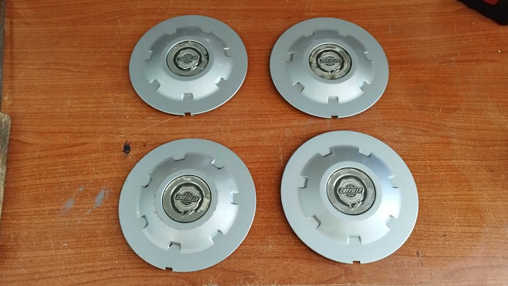 Chrysler Crossfire предни калници 2бр ,километраж ,стопове и др. части