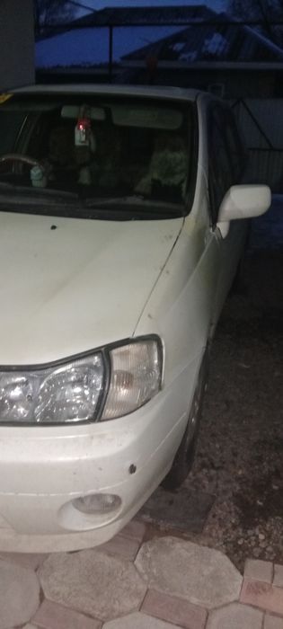 Продам машину Минивэн 7ми местный автомобиль