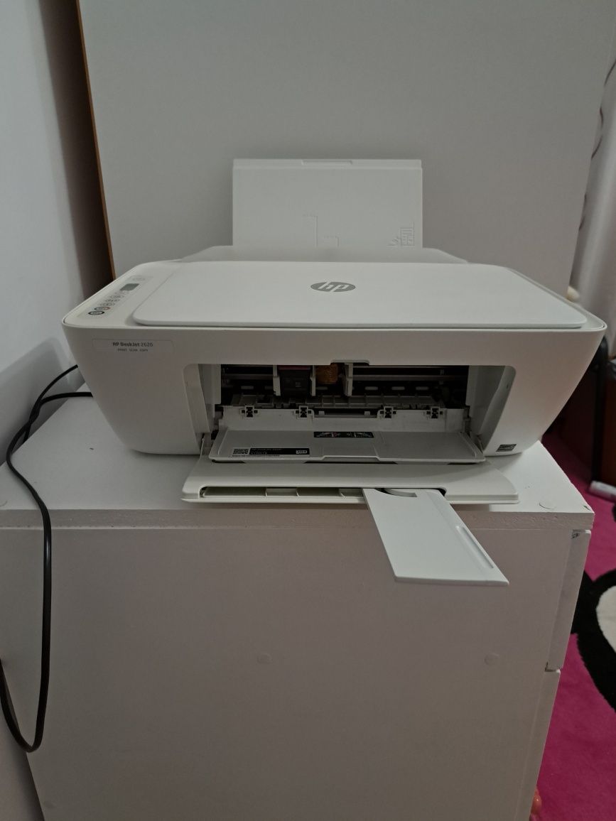 Laptop Asus si imprimanta HP