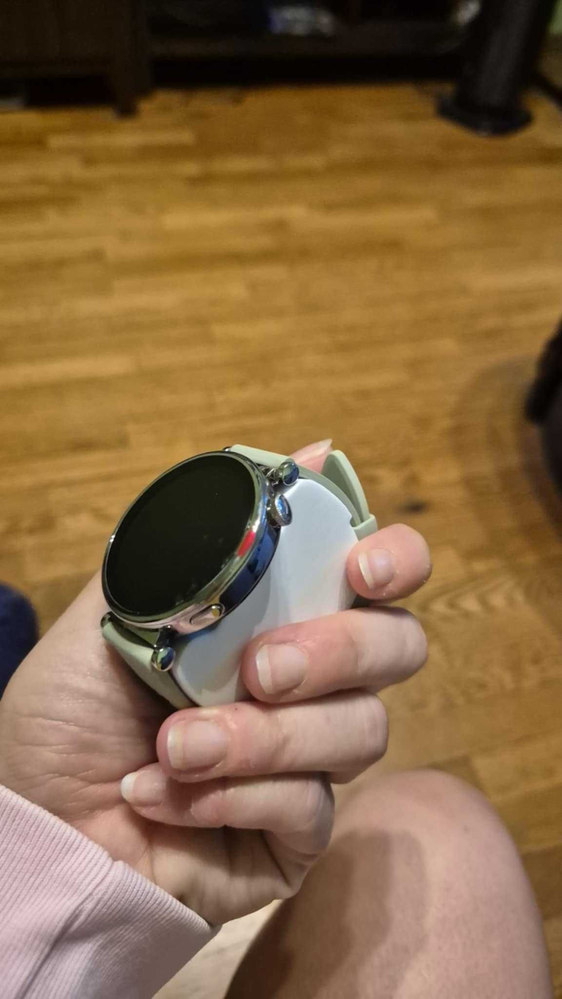 Huawei Watch GT 4 (Female)