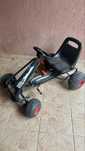 Kart cu pedale tip masinuta