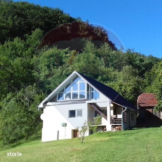 Casă de vânzare zona Bratca, 5 camere, 12 375 teren