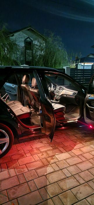 Vand Mercedes Benz ML 350