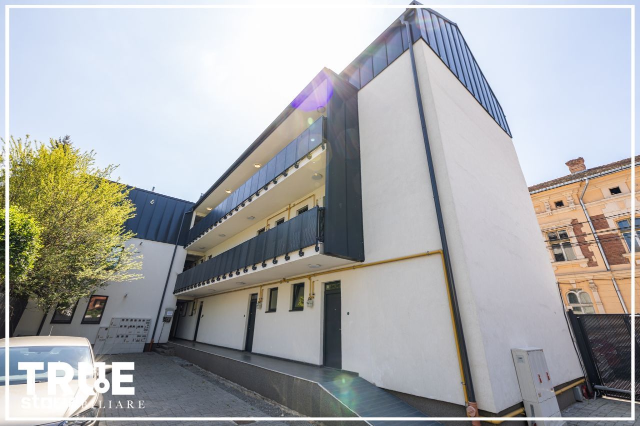 Penthouse 70m² + 40m² terasă – ultracentral, Târgu Mureș!