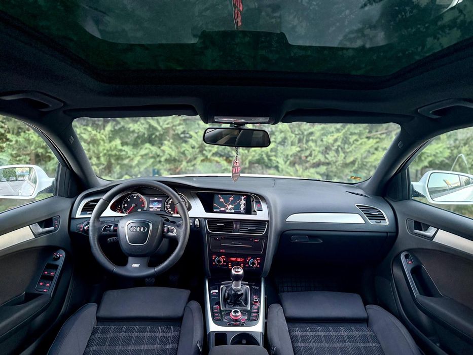 Vând Audi A4 2.0 TDI/3xS-line/Navi/Full Led/Panoramic/156.290km