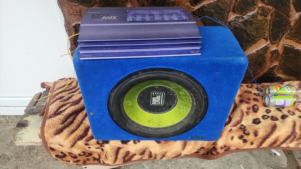 Vand sau schimb subwoofer