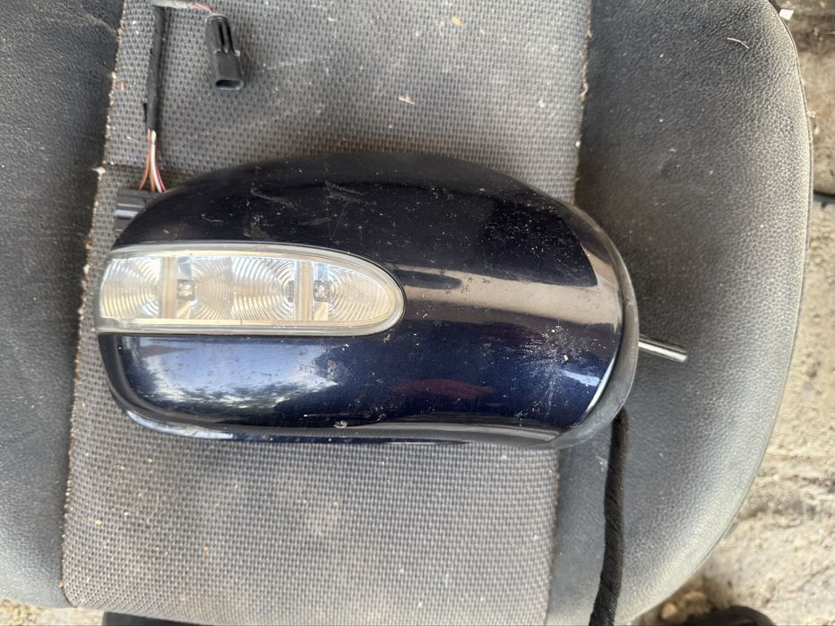 Дясно странично огледало за Mercedes ML W164