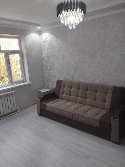 Dom sotiladi 1xona 2xona qilingan Chuqursoyda