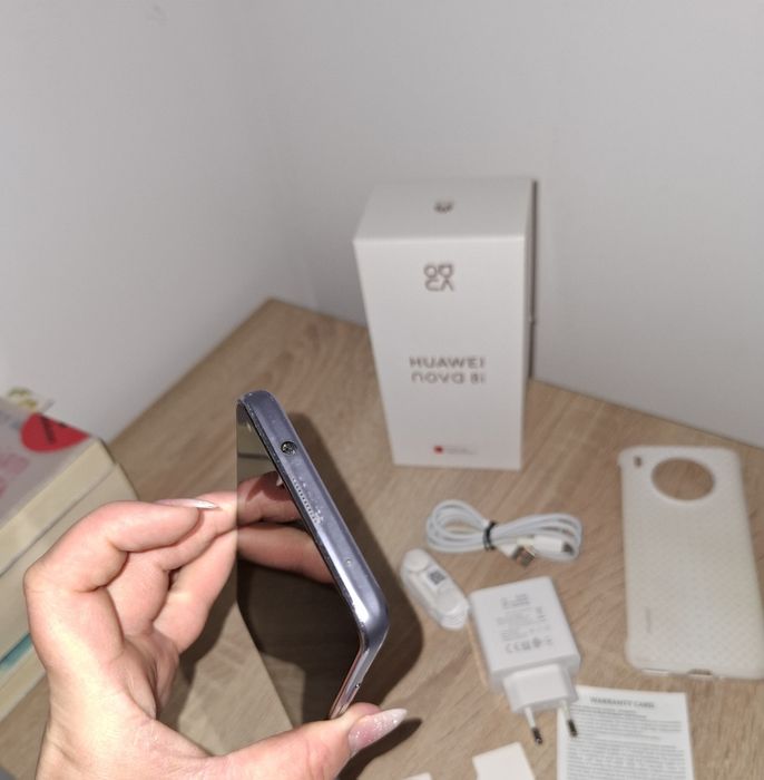 Huawei Nova 8i stare foarte bună