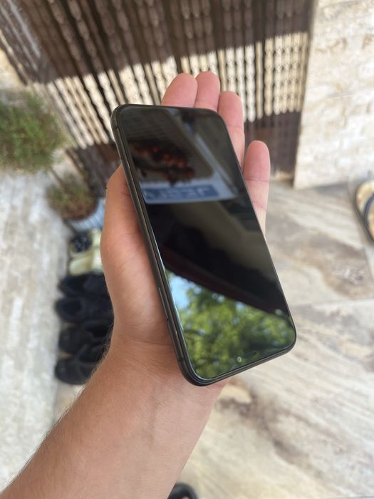 Iphone 11 black 64 gb