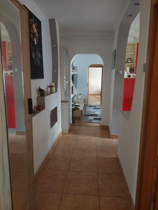 Vand apartament 3 camere Micalaca-Orizont