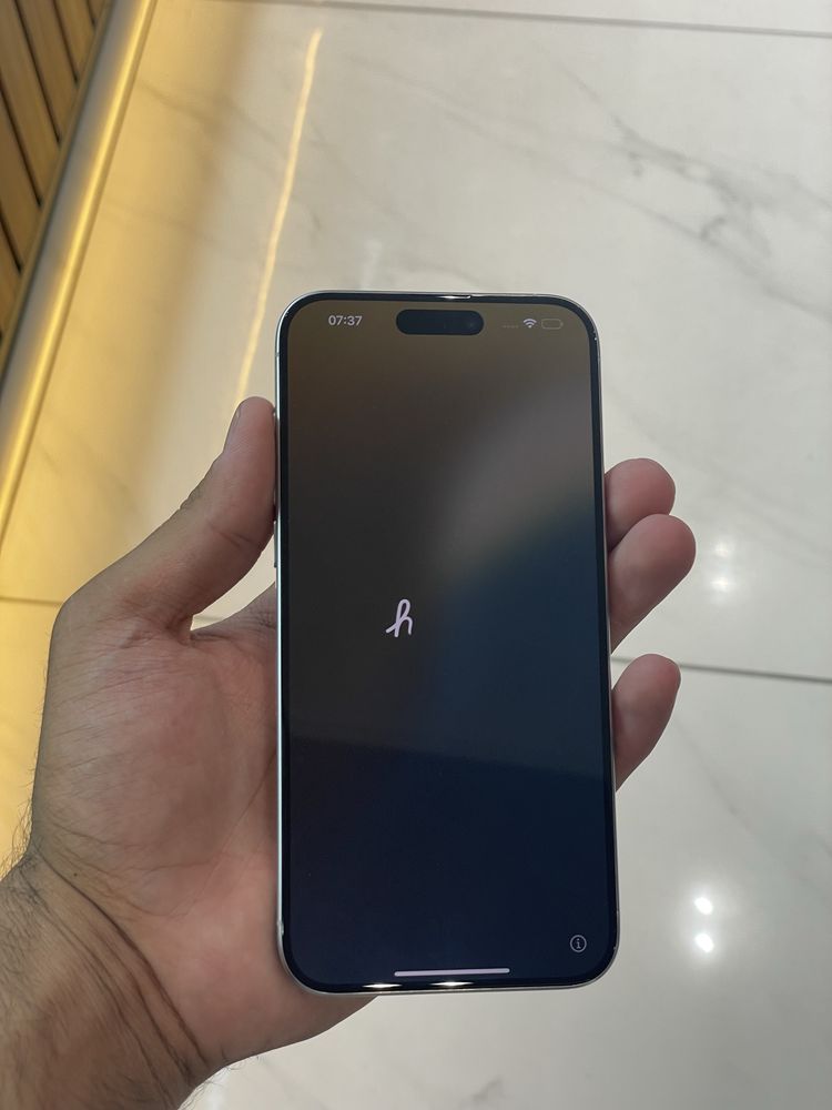 Iphone 15 pro max  zapchast