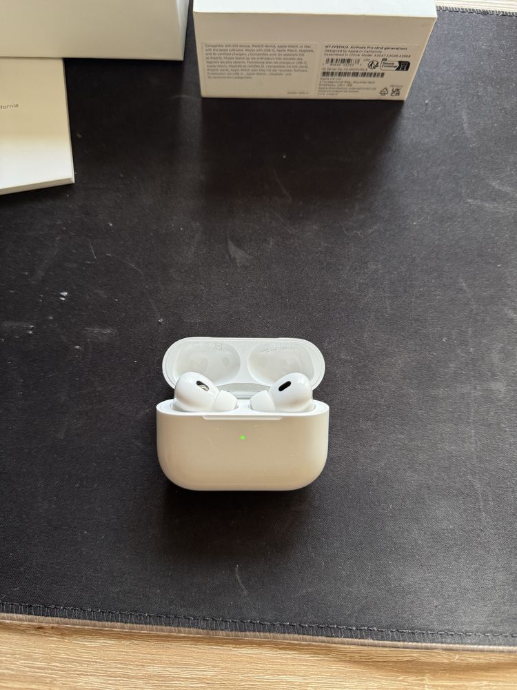 AirPods Pro 2nd Generation | Като Нови