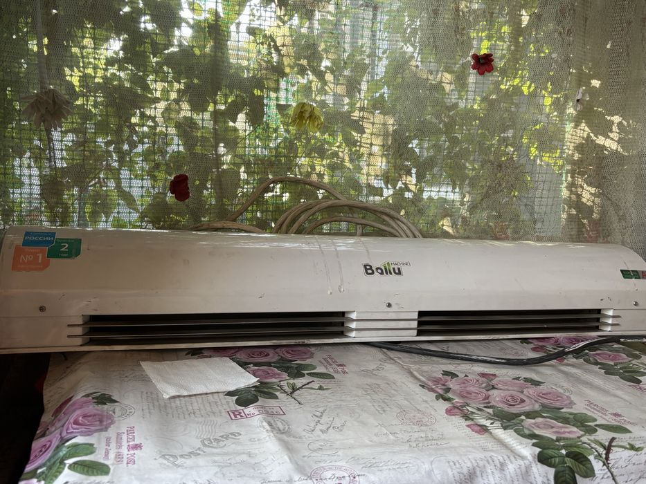 Тепловая завеса, в рабочем состоянии ,