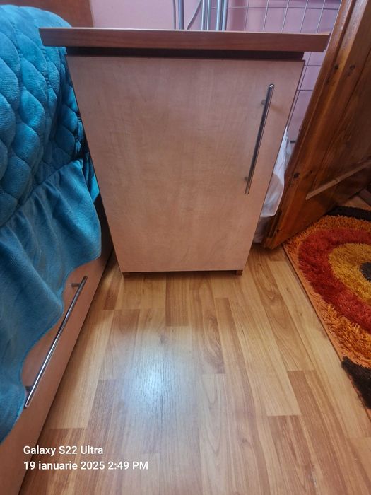 Pat dormitor cu doua noptiere