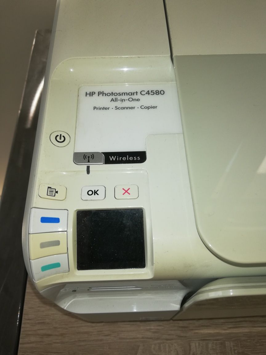 Продавам фото принтер - скенер -копирник HP Photosmart C4580 - МФУ