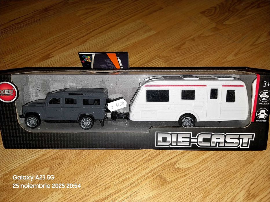 Masina de teren metalica cu rulota