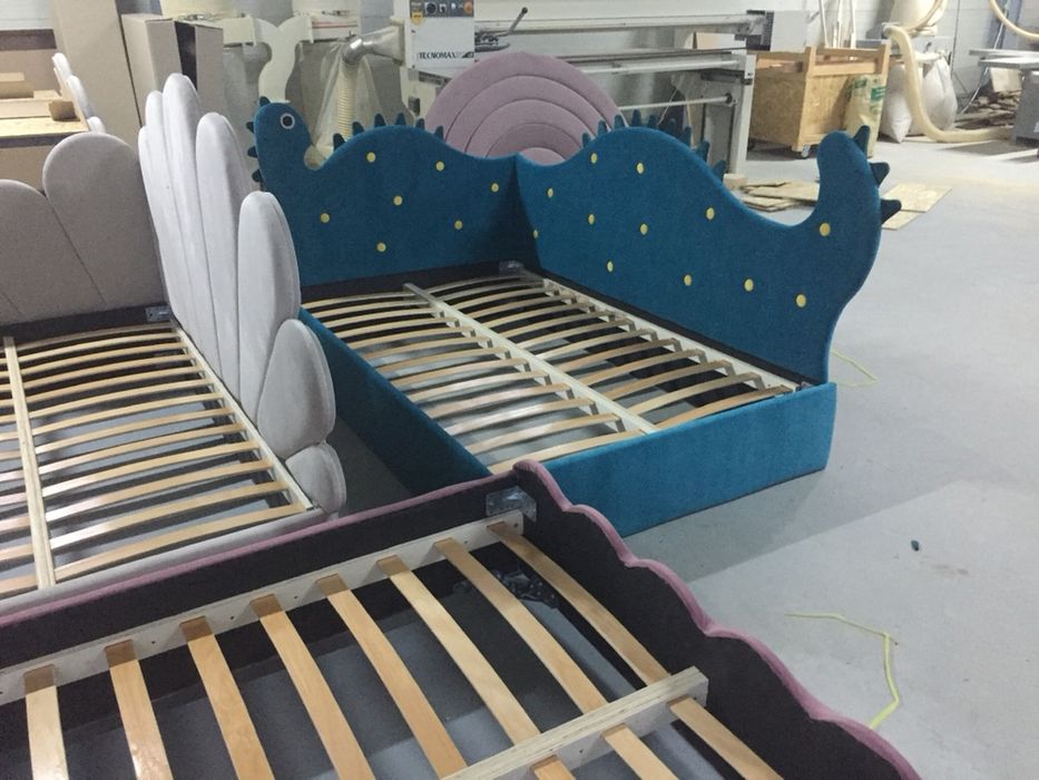 pat tapitat copii model dinozaur